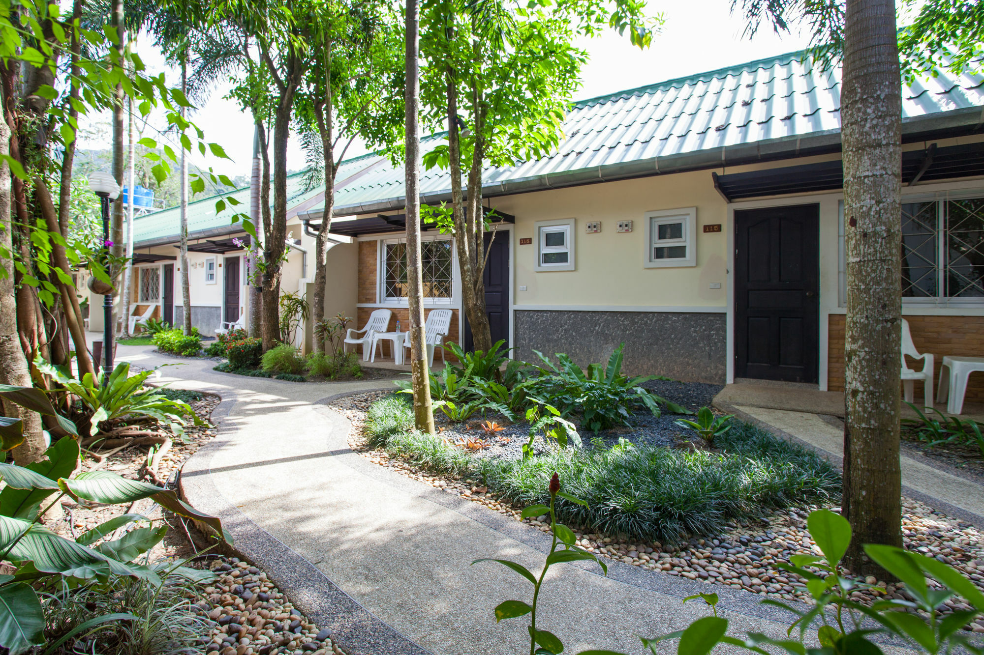 Bangtao Kanita House Pantai Bang Tao Bagian luar foto