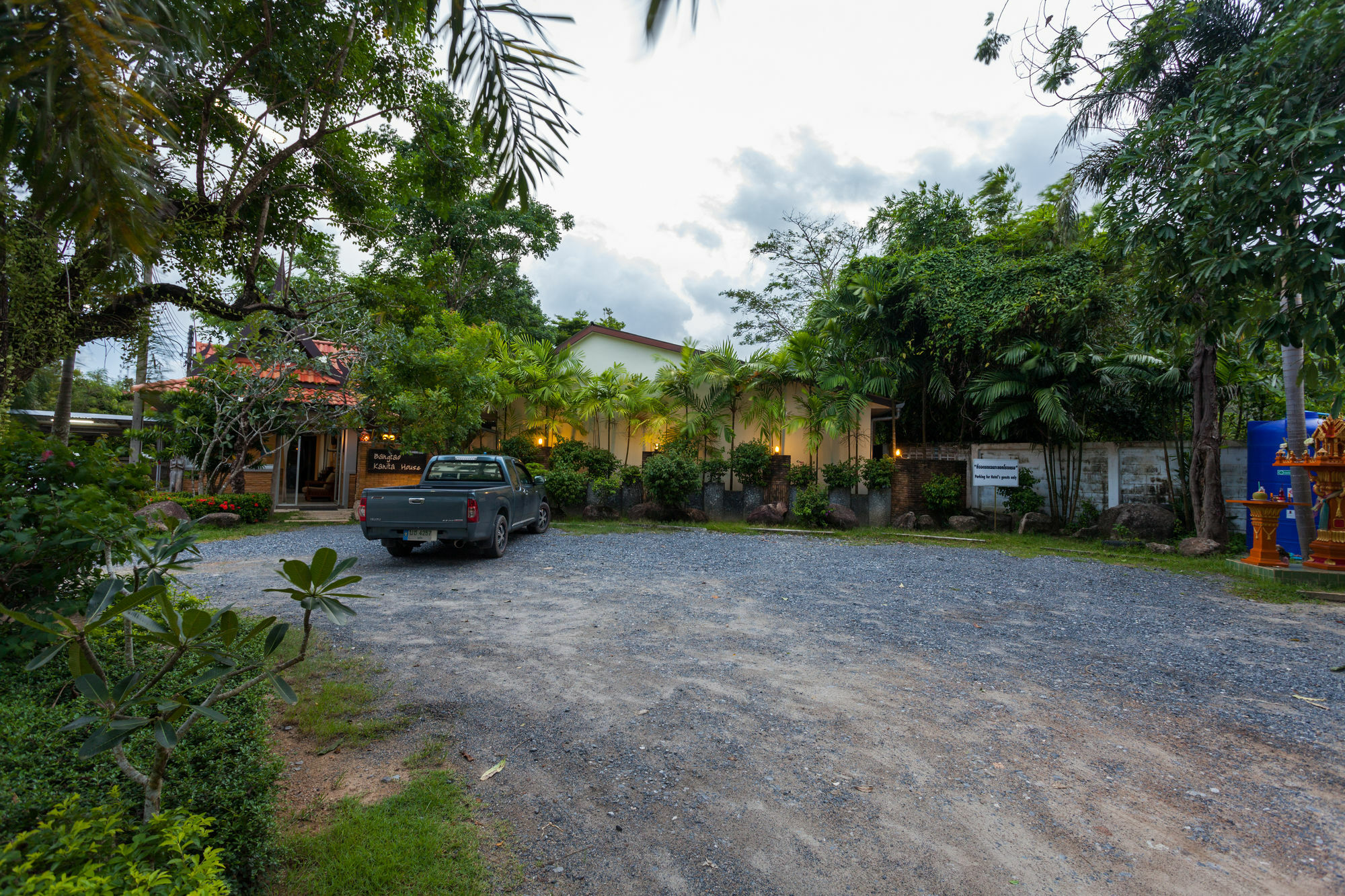 Bangtao Kanita House Pantai Bang Tao Bagian luar foto