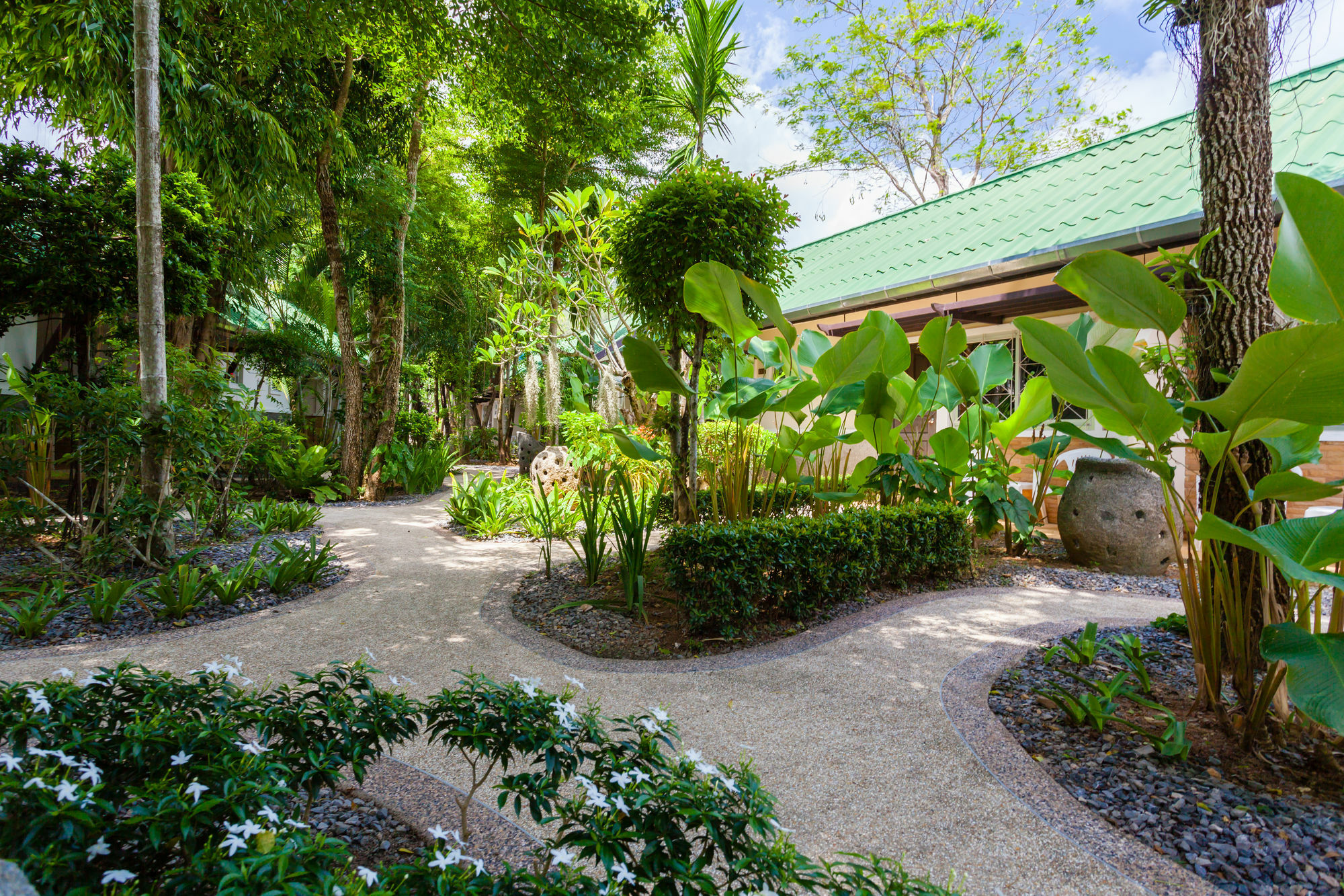 Bangtao Kanita House Pantai Bang Tao Bagian luar foto