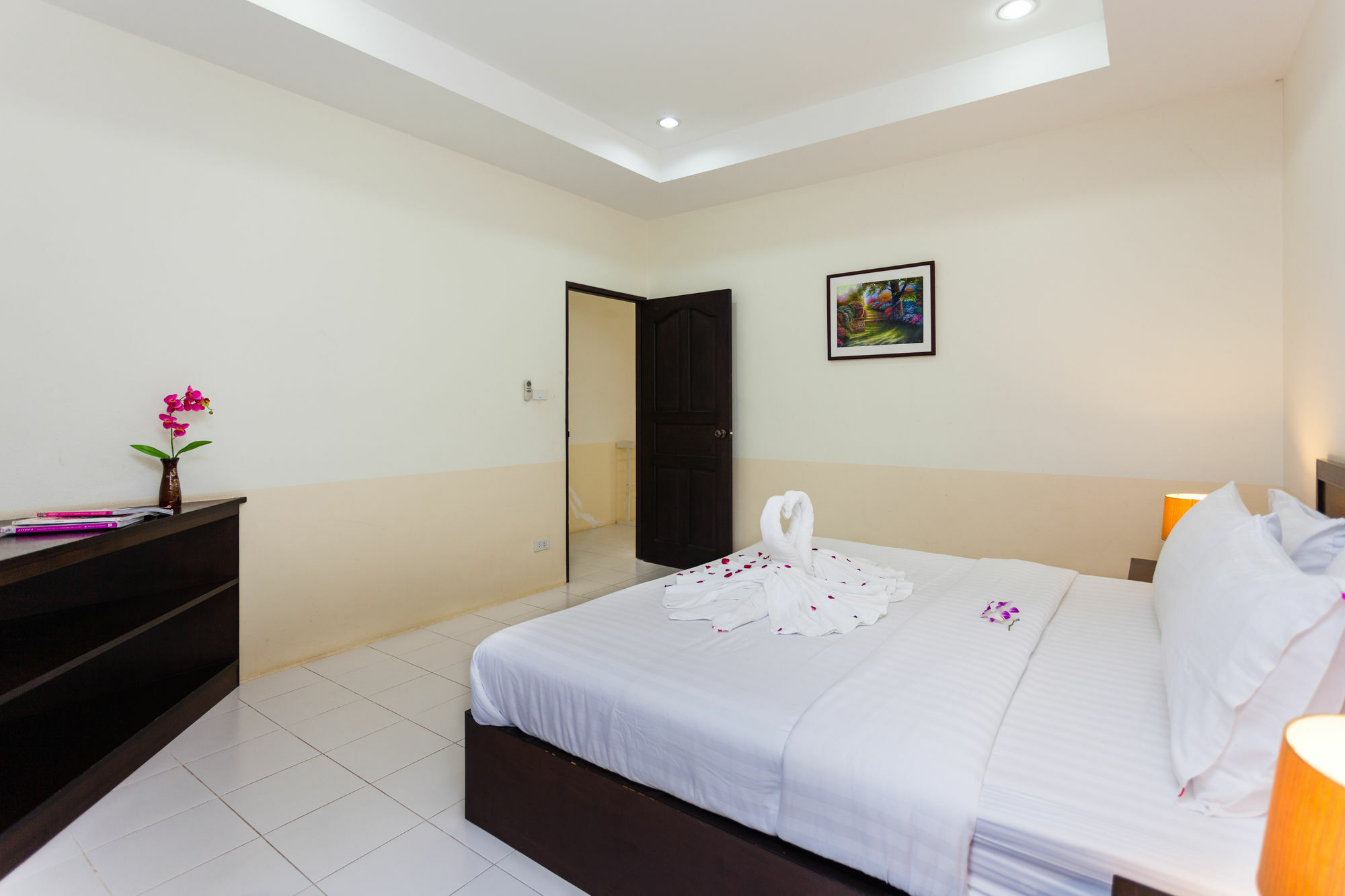 Bangtao Kanita House Pantai Bang Tao Bagian luar foto